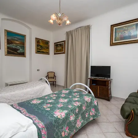 Comfort Onebook - Citra 011015-lt-2158 Apartment La Spezia